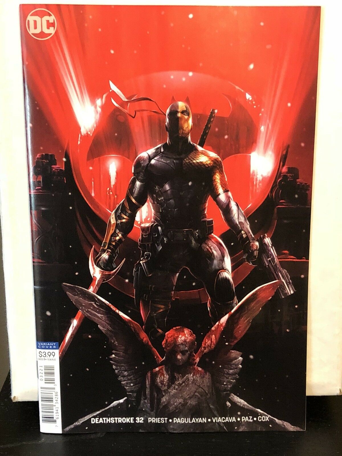 Deathstroke #32 Francesco Mattina Variant Deathstroke VS Batman Part 3 Cover B