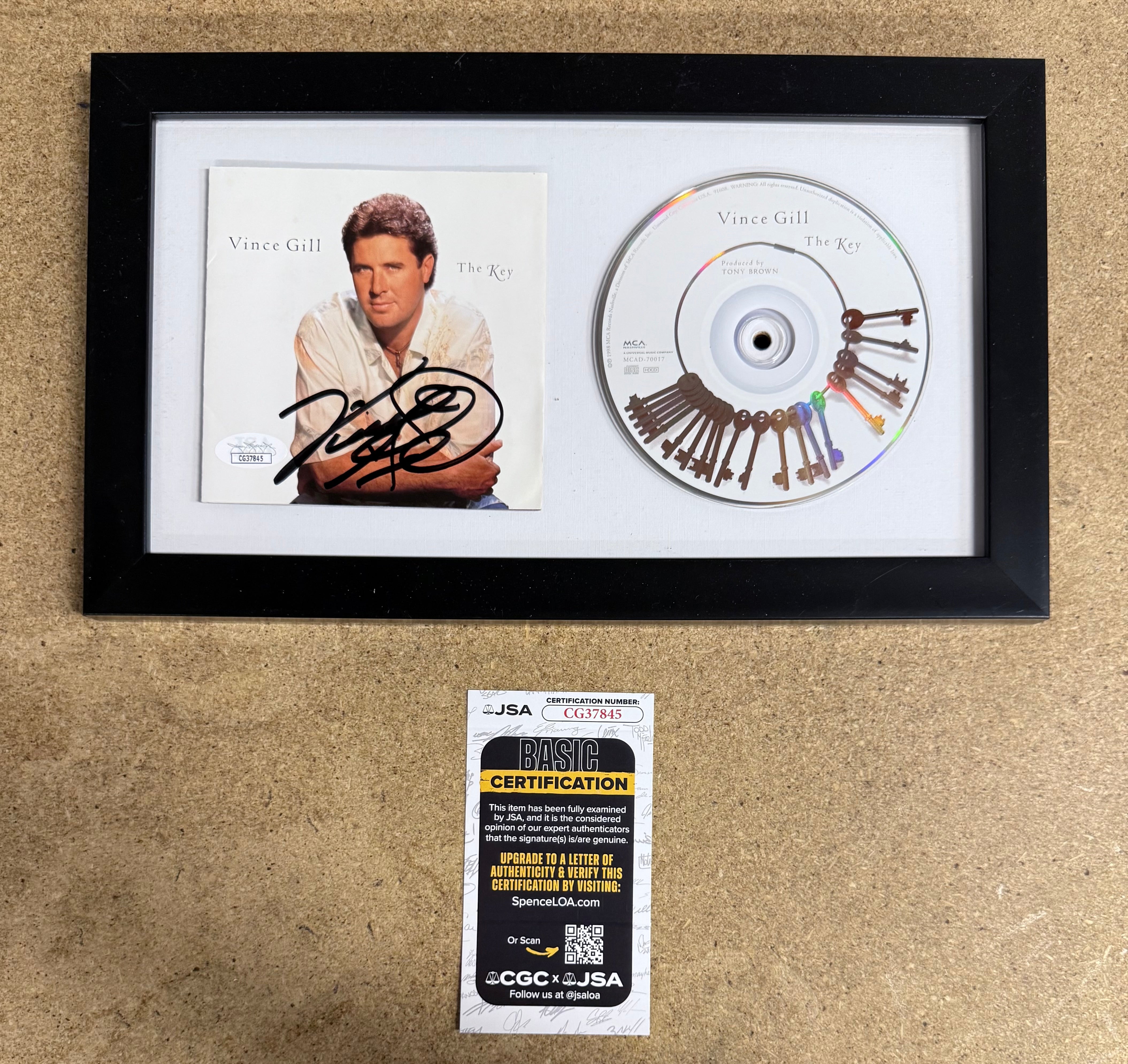 Musician Vince Gill Framed & Signed “The Key” (1998) CD Booklet With JSA COA