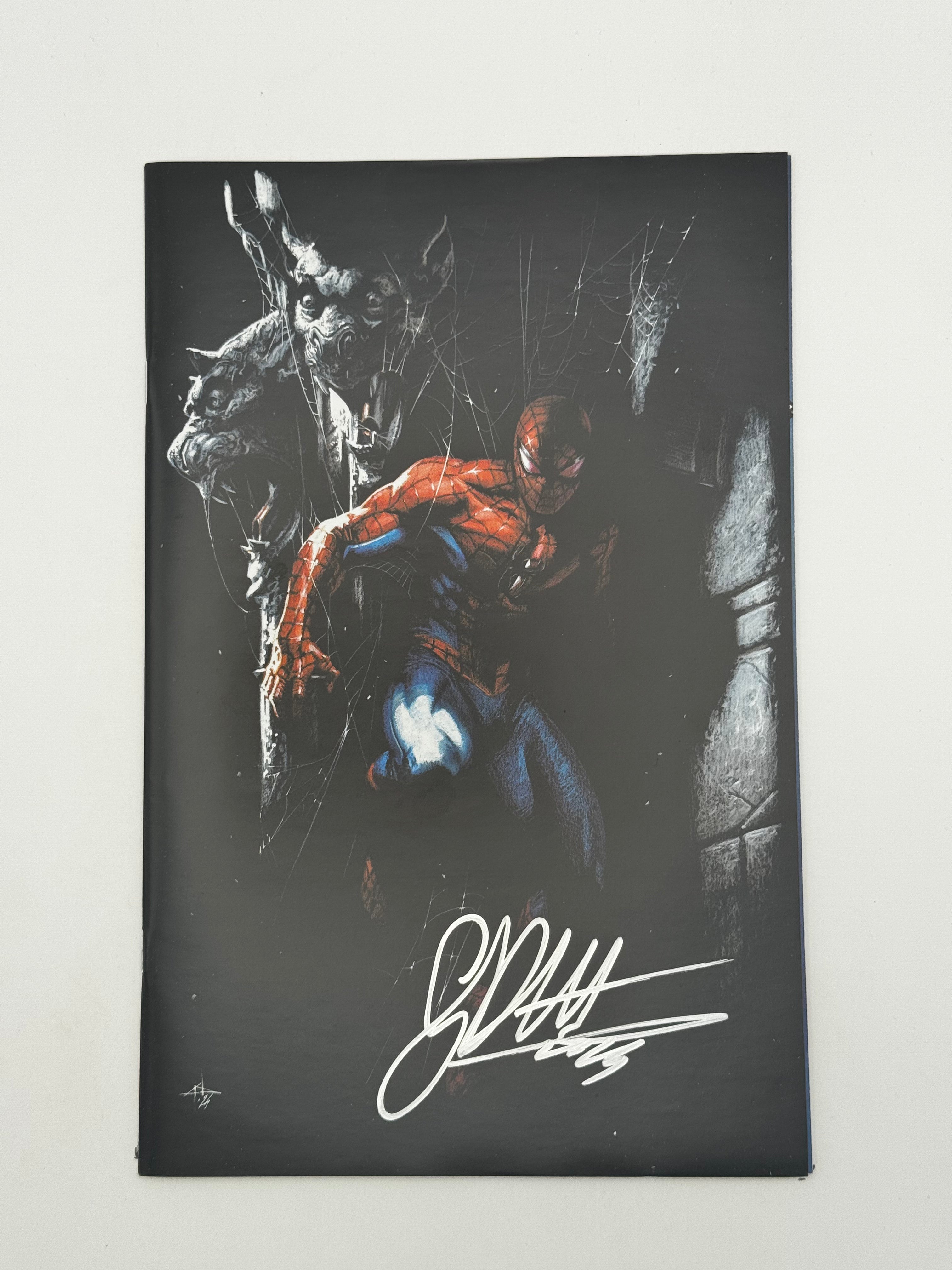 [Signed by Gabriele Dell'Otto] Amazing Spider-Man #60 Virgin Unknown Comics Gabriele Dell_Otto Exclusive Var [INST]