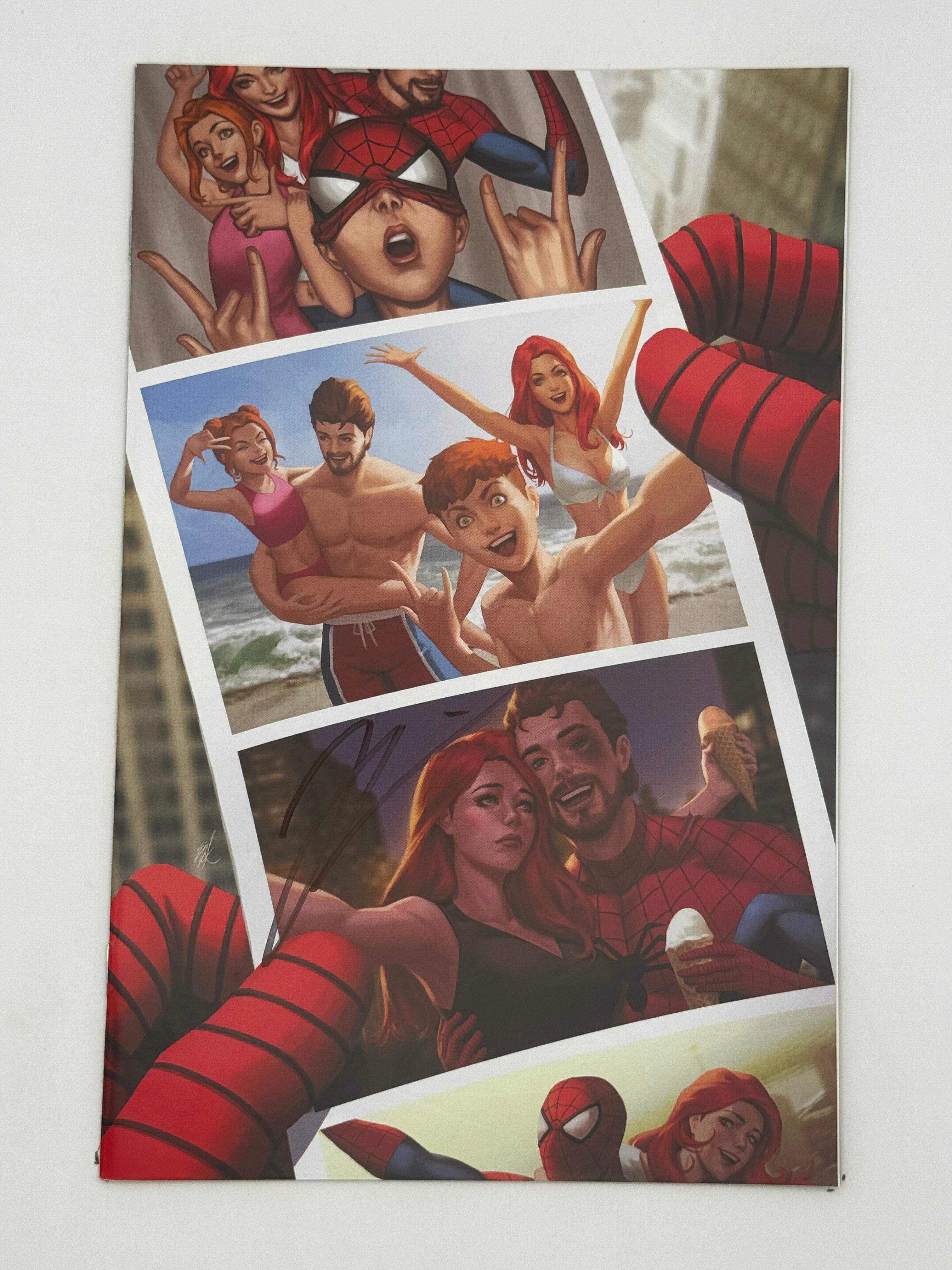 [Signed by Hickman] Ultimate Spider-Man #8 Virgin Unknown Comics Ejikure Exclusive Var [INST]