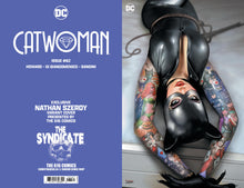 Load image into Gallery viewer, CATWOMAN #62 (NATHAN SZERDY EXCLUSIVE TRADE/VIRGIN VARIANT SET)(2024)