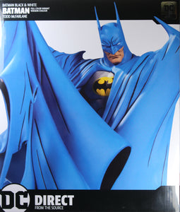 DC Direct ~ BATMAN STATUE (V.3 - COLOR) ~ Todd McFarlane Design ~ Black & White Series