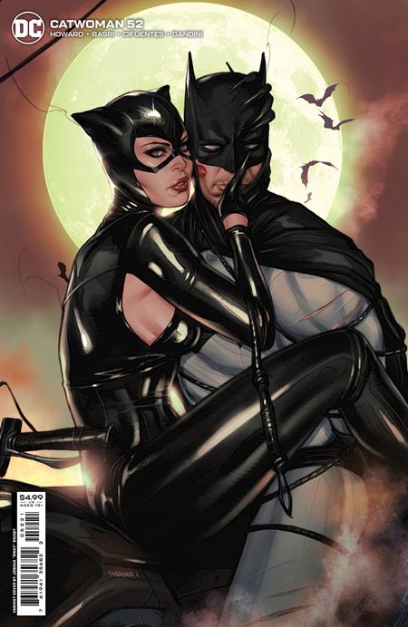 CATWOMAN #52 (JOSHUA SWAY VARIANT)(2023) COMIC BOOK